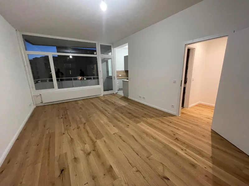 Geräumige 1-Zimmerwohnung mit Einbauküche bis 31.12.27 zu vermieten! — photo 1